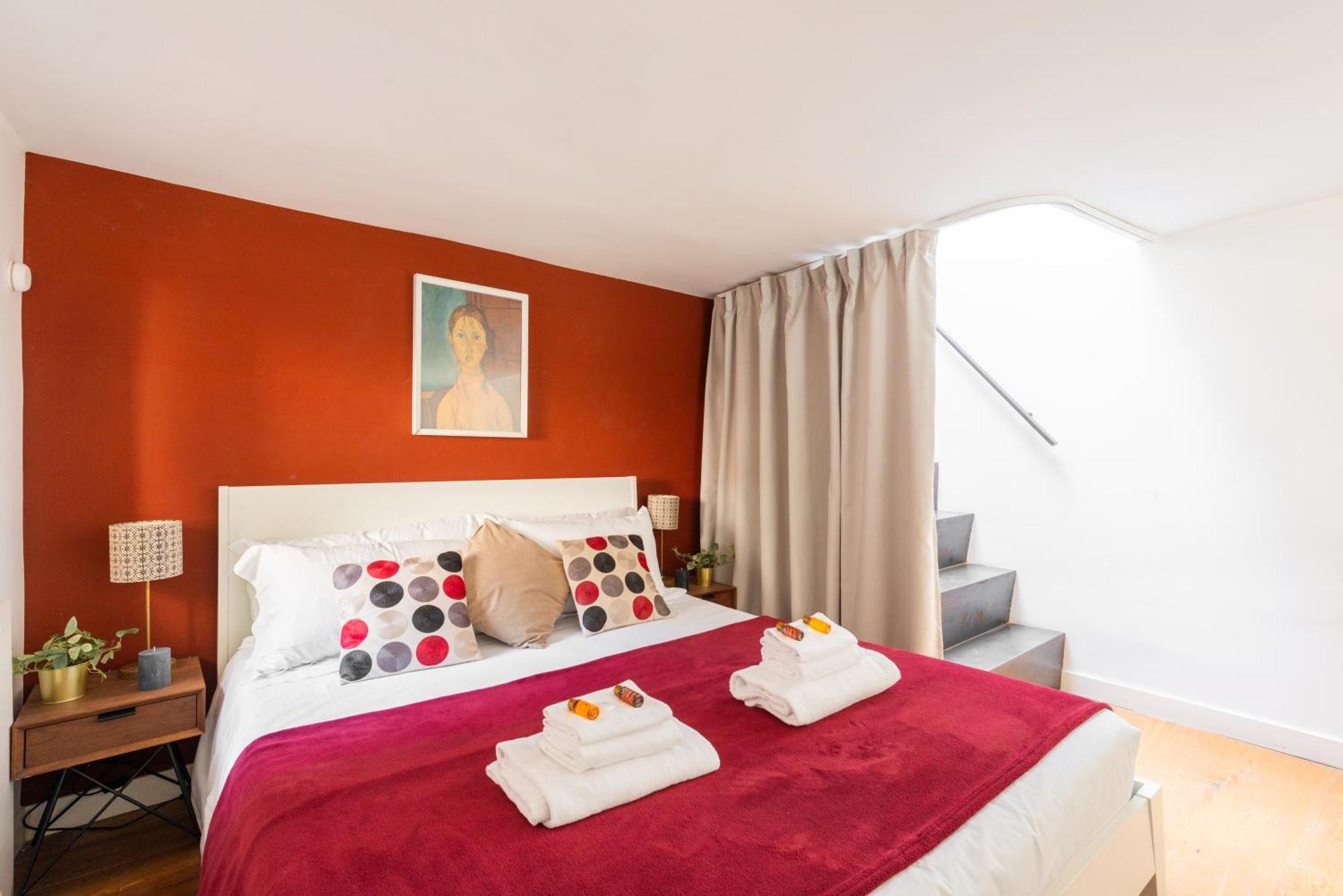 Apartment Loft Via Della Scala With Terrace