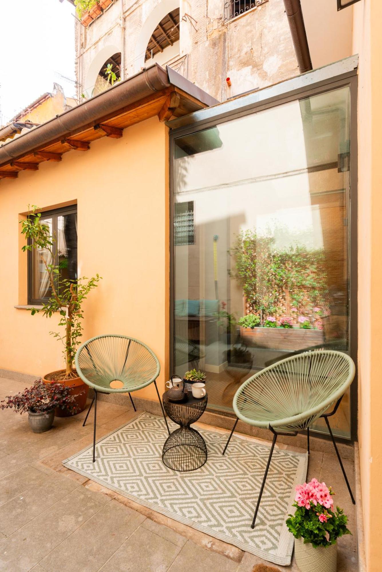 Apartment Loft Via Della Scala With Terrace